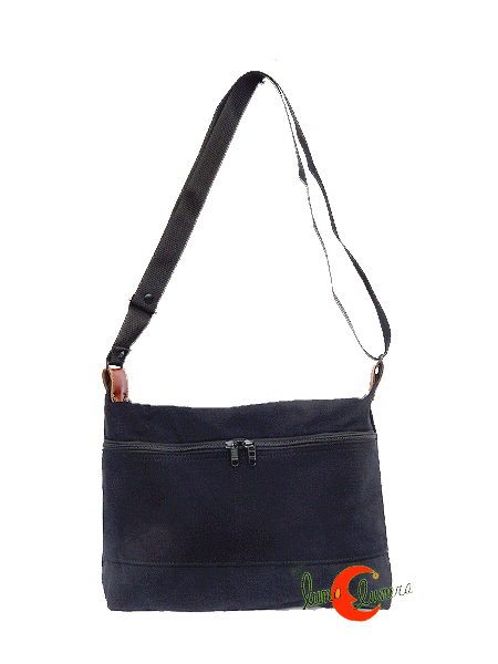 Bolsos y mochilas de tela, colección Vinicius. Bolso cremallera con dos  bolsillos exteriores, pequeño color negro. - Luna Lunera