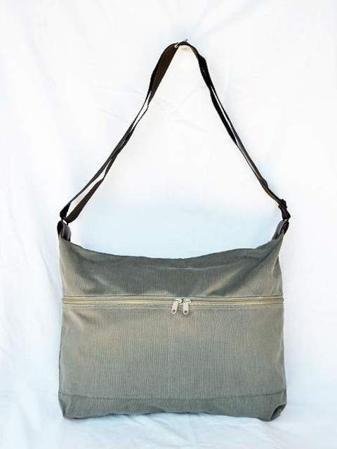 Colección Vinicius, bolsos loneta. Bolsos cremallera con dos bolsillos externos, grande (tamaño carpetas), color gris. - Luna Lunera