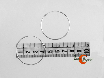 Aros de plata finos medianos (1 mm. por 4 cm.) 014