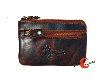 Monederos de piel Morgado, pequeño rectangular con una cremallera delantera y aro interior para llaves.