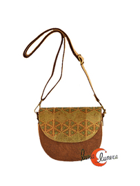 Corcho. Bolso mediano redondo 27. Marrón y verde.