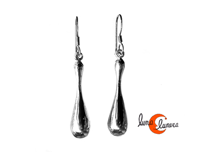 Pendientes de plata. Pendiente con forma de botellita de plata.