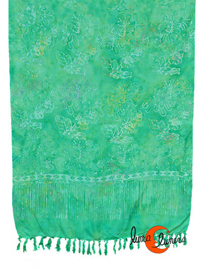 Pareo-fular Bali verde agua con dibujos claros.