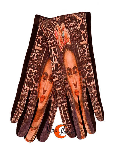 Guantes con imágenes de cuadros famosos, retrato de Frida Kahlo sobre letras.