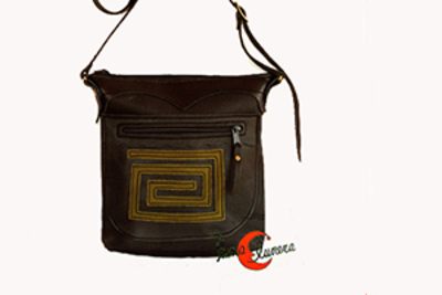 Nuestros bolsos de piel.