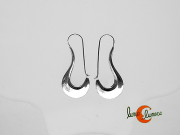 Pendiente de plata. Areta tradicional india alargada grande.