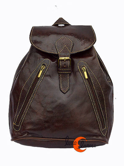 Mochila de cuero marroquí. Mochila  grande dos cremalleras, color marrón oscuro.
