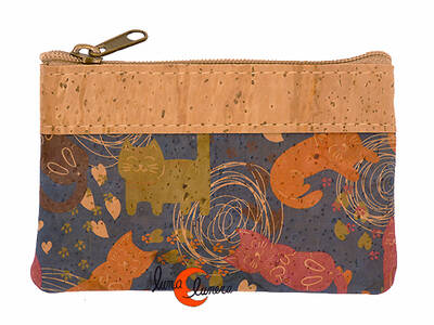 Corcho. Monedero pequeño rectangular con dos cremalleras, gatos.