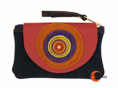 Monedero de piel grande con colores. Piel de ante azul.