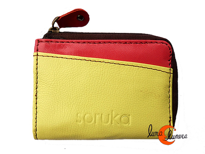 Monederos de piel Soruka. Monedero con cremallera pequeño amarillo suave y rosa fuerte.