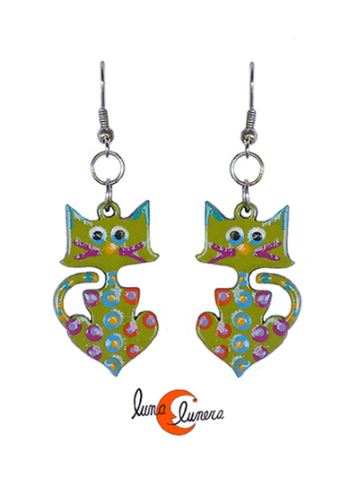 Pendientes de madera pintada, gato corazón verde claro.