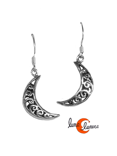 Pendientes de plata. Pendiente con media luna calada.