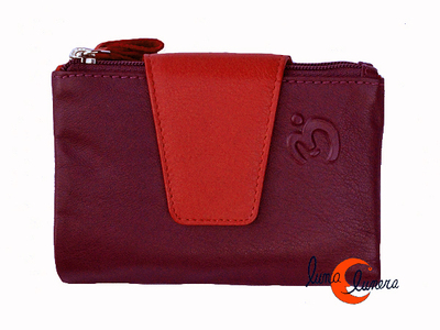 Cartera de piel Belmonte lisa pequeña 26 burdeos trabilla roja.