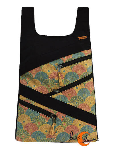 Mochilas de tela Mugling. Mochila con cremallera trasera, negra crisantemos.
