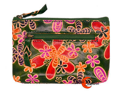 Shanti, monederos de piel de India. Monedero rectangular grande, verde con flores.