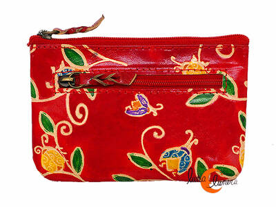 Shanti, monederos de piel de India. Monedero rectangular grande, rojo mariquitas.