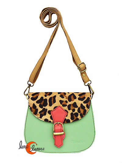 Soruka, bolsos de piel de colores. Bolso pequeño redondo, verde agua y print.