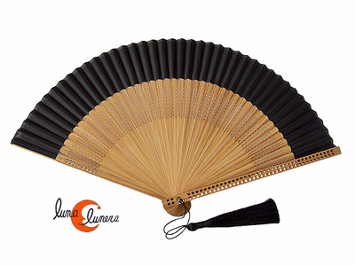 Abanico de tela y bambú, negro.
