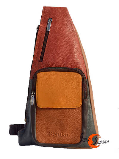 Soruka, mochila de piel de colores. Modelo cruzado unisex, marrón con colores.