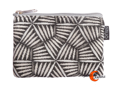 Monederos de tela Bruo.  Monedero pequeño DNI con cremallera. Mimbre gris.