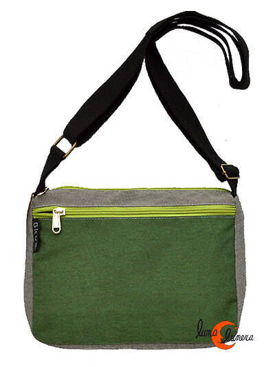 Bolsos de tela BRUO. Bolso bandolera pequeño verde gris.