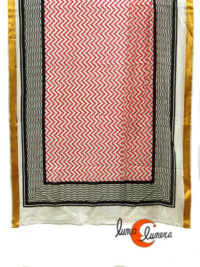 Pareo-fular de algodón con borde dorado, zig-zag fucsia.