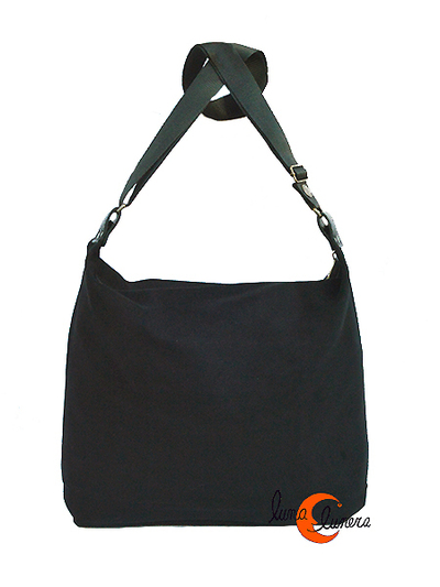 Benetti bolsos de tela, bolso morral grande liso negro.