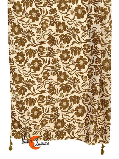 Pañuelo fular largo. Flores marrón.