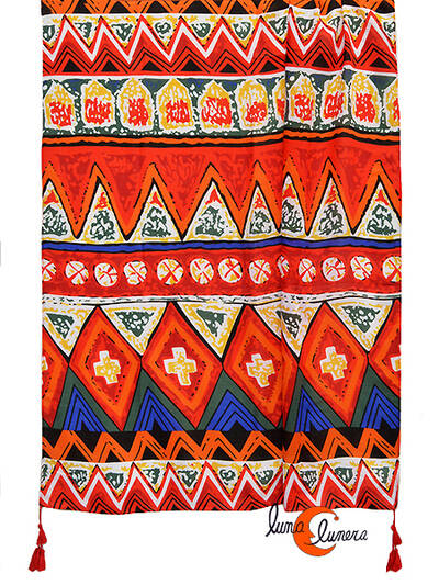 Pañuelo fular largo. Multicolor rojos y naranjo.