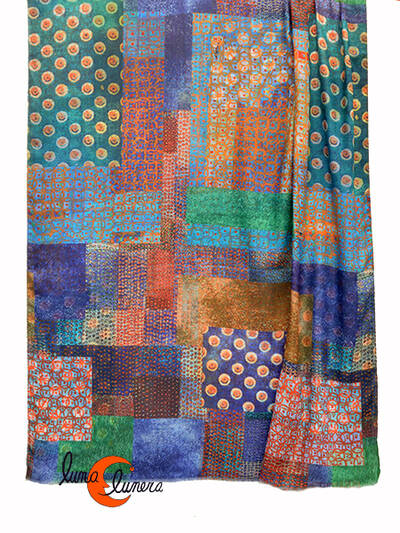 Pañuelo fular largo. Multicolor verdesy azules.