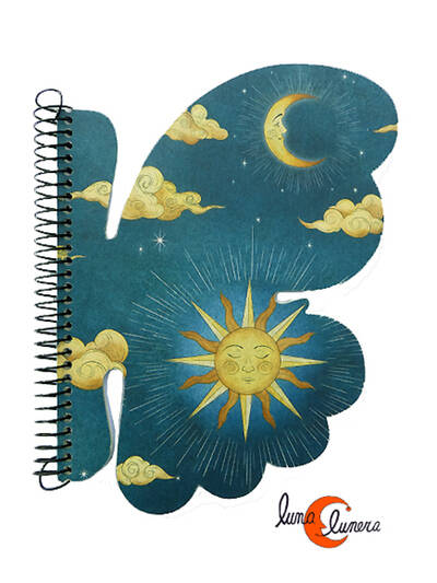 Libretas de papel, mariposa sol y luna.