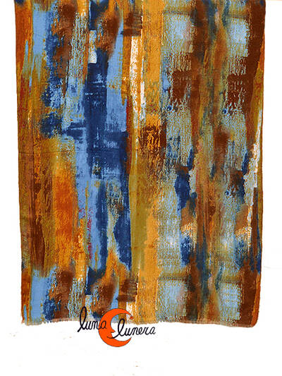 Bufanda manchas de colores con azul, marrón y ocre.