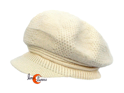 Gorra de lana con visera, blanco roto.