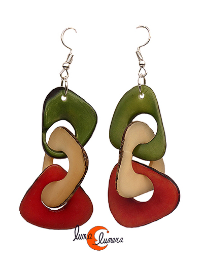 Pendientes de semillas de tagua. Cadena 3P rojo, beige y verde.