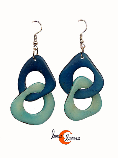 Pendientes de semillas de tagua. Cadena 2P azules.