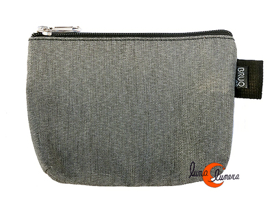 Estuches y neceseres de tela Bruo.  Estuche o pequeño neceser. Gris liso.