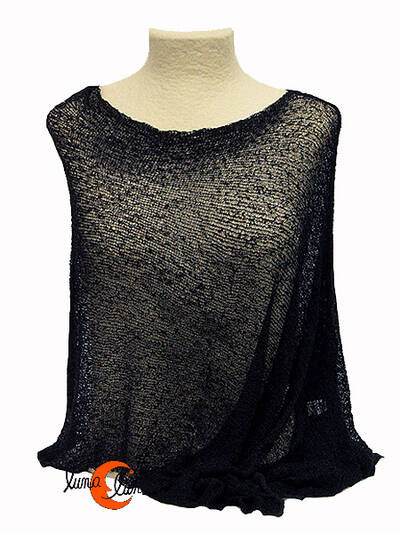 Poncho de punto. Negro.