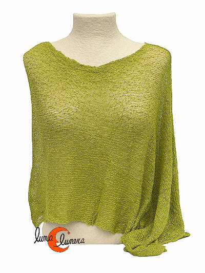 Poncho de punto. Verde pistacho.