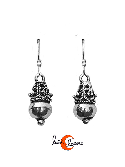 Pendientes de plata. Pequeño, nepal.