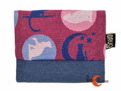 Cartera vegana Bruo de tela con goma. Pequeña tríptico, gatos azul y rosa.