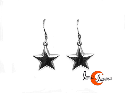 Pendientes de plata. Estrellas pequeñas con volúmen.