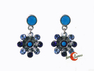 Colección Malagata. Pendientes de flor con cristales en tonos azules.