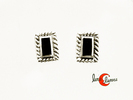Azabache asturiano. Pendientes medianos de plata cortos cuadrados con entorchado.