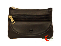 Monederos de piel morgado. Monedero pequeño con solapa. Color negro.