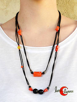 Collares India. Collar de piedras naturales dos en uno,  largo o corto. Onix negro y coral.