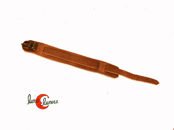 Pulsera de cuero ancha con cierre de hebilla. Marrón