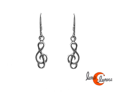 Pendientes de plata. Pendiente pequeño musical con clave de sol.