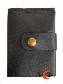 Cartera pequeña de piel blanda hecha a mano, negra.
