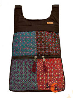 Mochilas de tela Mugling. Mochila parches con cremallera trasera,  ventana alhambra morado rojo.