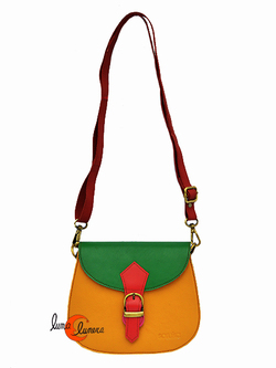 Soruka, bolsos de piel de colores. Bolso pequeño redondo, mostaza y verde.